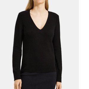 🥰 NWT Theory 100% cashmere v-neck sweater (XL)